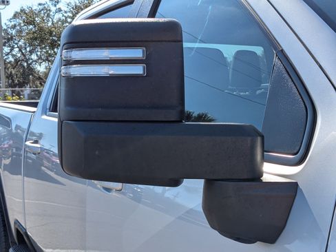 Used 2021 Chevrolet Silverado 2500 LT image 11