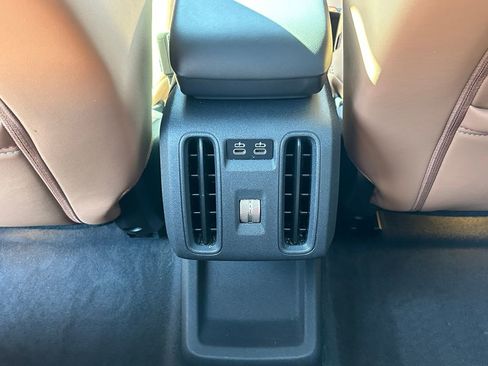 Used 2025 MINI Cooper Countryman SE w/ Comfort Package Max image 32