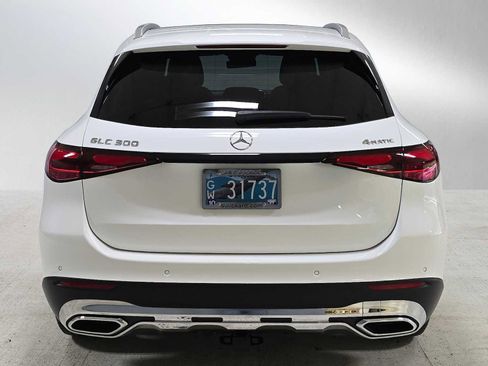 Used 2024 Mercedes-Benz GLC 300 4MATIC image 4