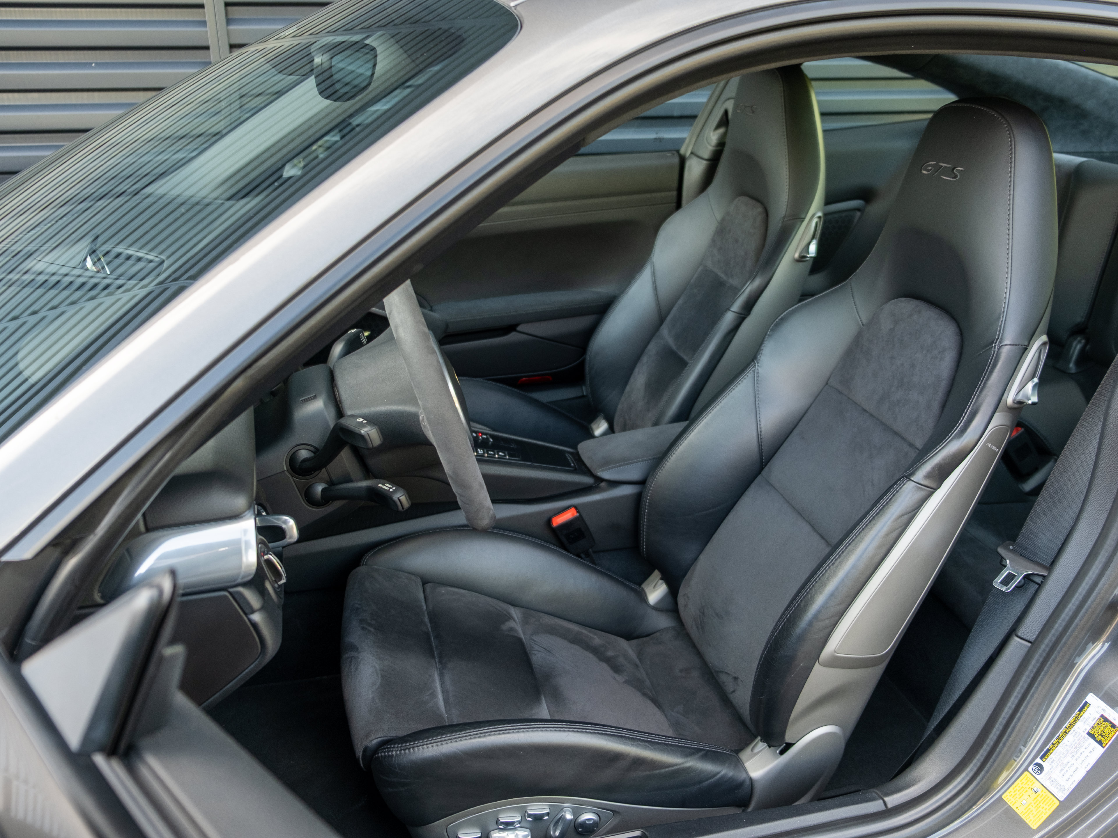 Certified 2016 Porsche 911 Carrera GTS RWD image 5