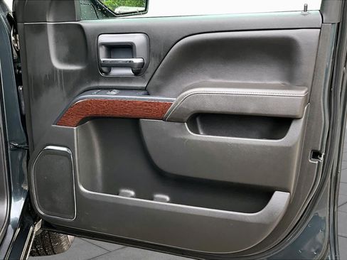 Used 2018 GMC Sierra 1500 SLT w/ SLT Preferred Package AWD/4WD image 23