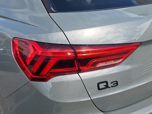 Certified 2024 Audi Q3 2.0T Premium w/ Convenience Package AWD/4WD image 34