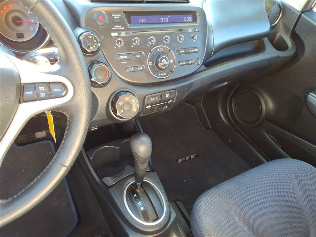 Used 2013 Honda Fit Sport image 34