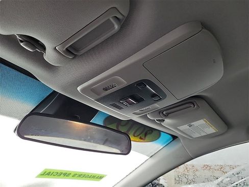 Used 2019 Toyota Camry LE image 31