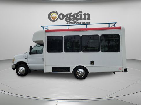 Used 2013 Ford E-350 and Econoline 350 Super Duty w/ Shuttle Bus Prep Pkg image 2