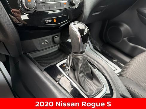 Used 2020 Nissan Rogue S image 19