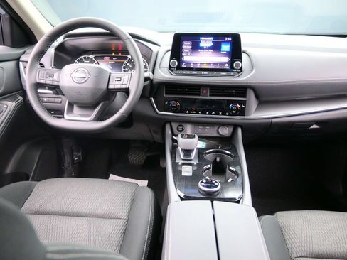 New 2026 Nissan Rogue SV w/ Cold Weather Package AWD/4WD image 14