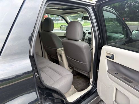 Used 2009 Ford Escape 2WD Hybrid image 24
