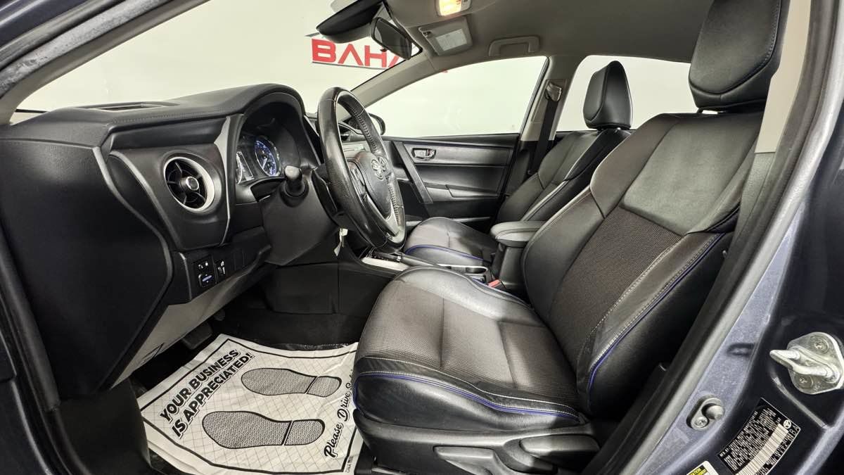 Used 2019 Toyota Corolla SE FWD image 15