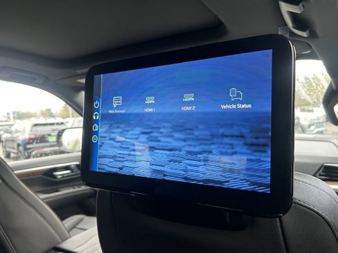 New 2026 Chevrolet Tahoe High Country AWD/4WD image 37