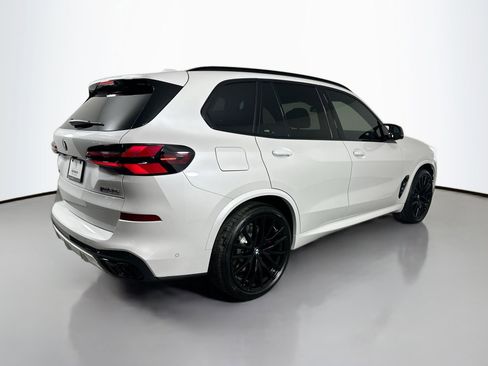 New 2026 BMW X5 M60i image 5