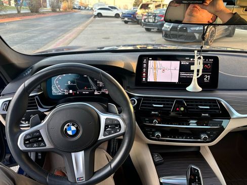 Used 2023 BMW 540i xDrive w/ M Sport Package image 14