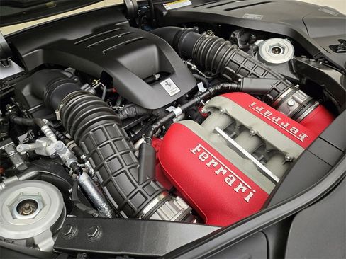 Used 2026 Ferrari Purosangue image 32