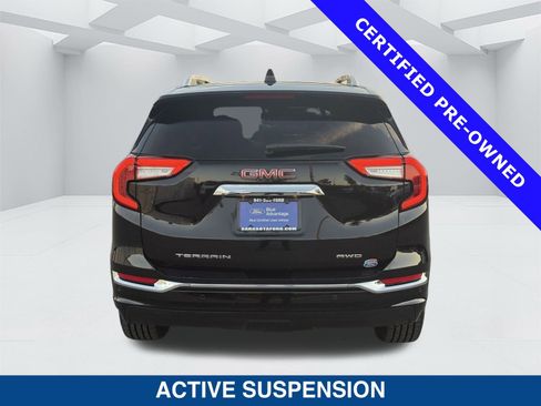Used 2023 GMC Terrain Denali image 5