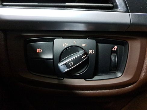 Used 2014 BMW X5 xDrive35d image 26