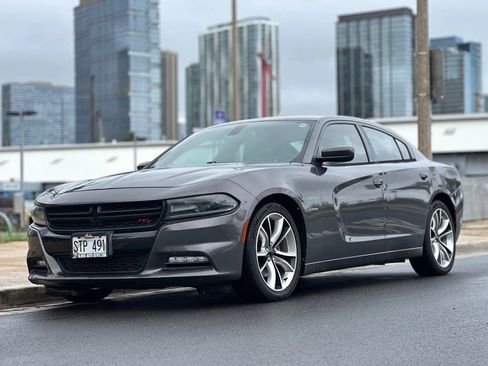 Used 2015 Dodge Charger R/T image 1