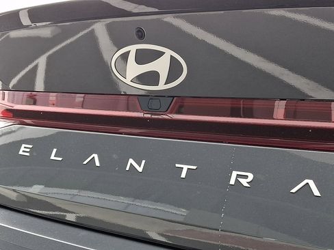 New 2026 Hyundai Elantra Sport image 12