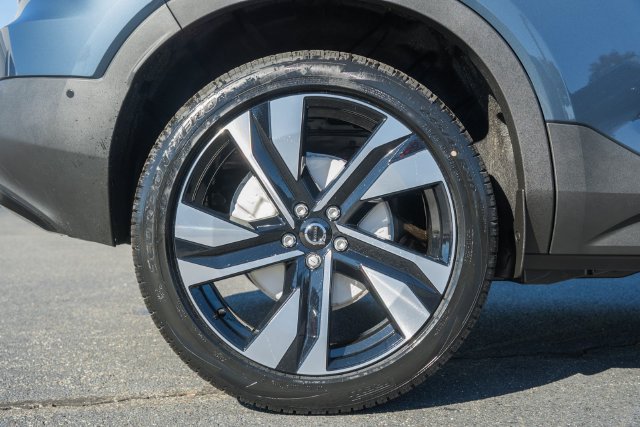 New 2026 Volvo XC40 B5 Ultra w/ Protection Package Premier AWD/4WD image 19