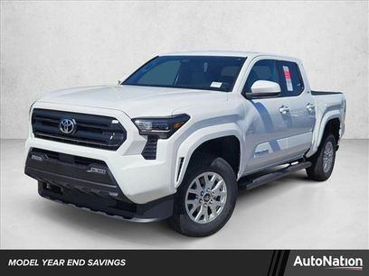 New 2025 Toyota Tacoma SR5