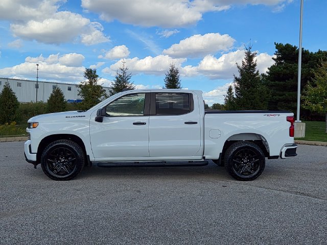 Used 2022 Chevrolet Silverado 1500 Custom w/ Rally Edition AWD/4WD image 9