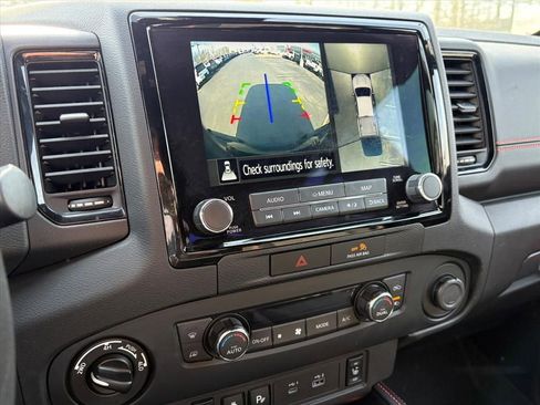 Certified 2023 Nissan Frontier PRO-4X w/ Pro Convenience Package image 11