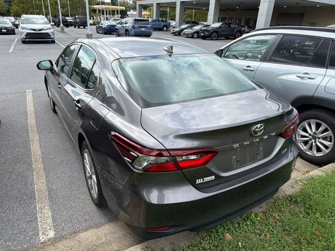 Used 2023 Toyota Camry LE FWD image 10