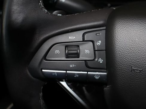 Used 2023 Cadillac Escalade ESV Sport w/ Touring Package AWD/4WD image 21