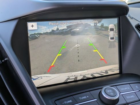 Used 2019 Ford Escape SEL image 33