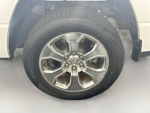 Used 2022 RAM 1500 Big Horn image 11