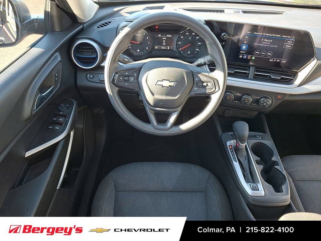 Certified 2024 Chevrolet Trax LS FWD image 14