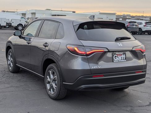 New 2026 Honda HR-V LX image 8
