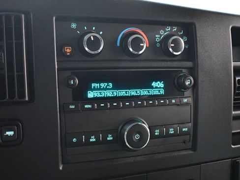 Used 2022 Chevrolet Express 3500 LS image 29