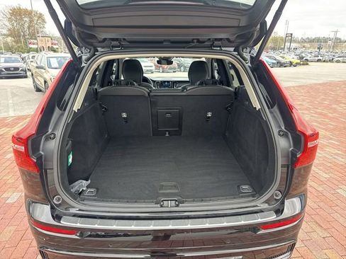 Used 2024 Volvo XC60 B5 Core w/ Protection Package Premier image 27