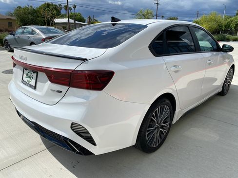 Used 2023 Kia Forte GT-Line w/ GT-Line Technology Package image 9