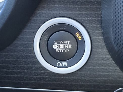 Used 2022 RAM 1500 Limited image 24