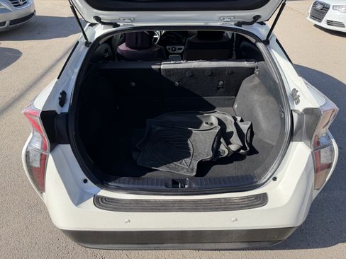 Used 2018 Toyota Prius Two w/ Prius Two Safety Plus Package FWD image 25