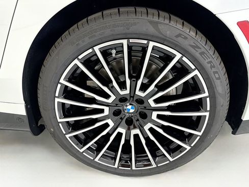 New 2026 BMW i7 eDrive50 w/ Executive Package image 30