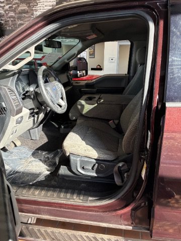Used 2018 Ford F150 XLT w/ Equipment Group 302A Luxury AWD/4WD image 14