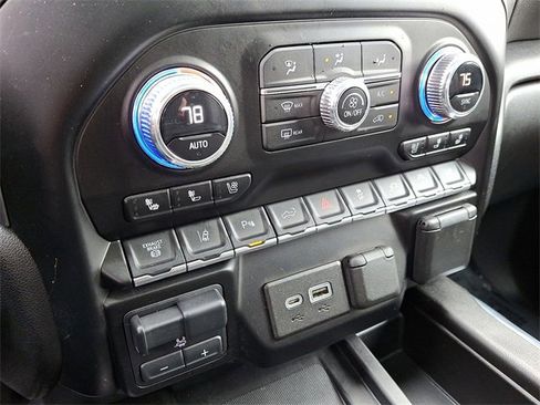 Certified 2023 GMC Sierra 2500 Denali w/ Denali Ultimate Package image 16