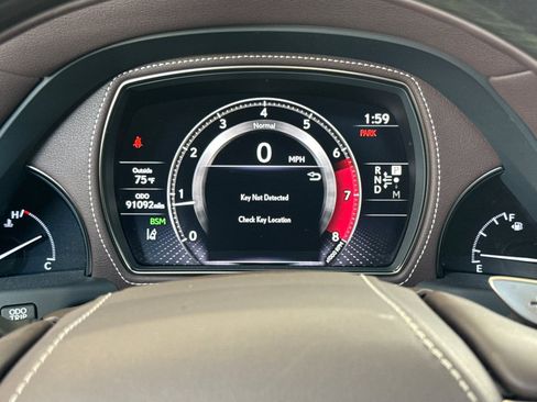 Used 2019 Lexus LS 500 w/ Interior Upgrade Package RWD image 34