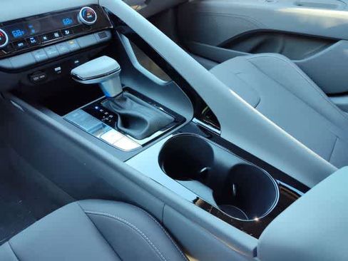 New 2026 Hyundai Elantra Blue image 25