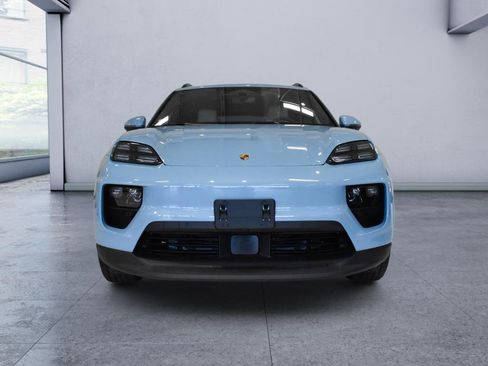 Used 2025 Porsche Macan 4S Electric AWD/4WD image 8