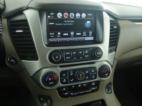 Used 2019 GMC Yukon XL SLT w/ Open Road Package image 8