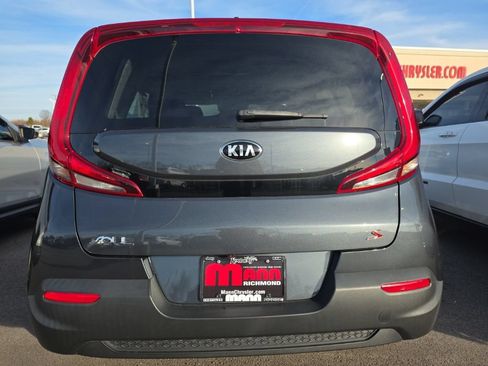 Used 2021 Kia Soul S FWD image 5