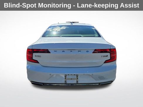 Used 2018 Volvo S90 T8 Inscription w/ Convenience Package image 7