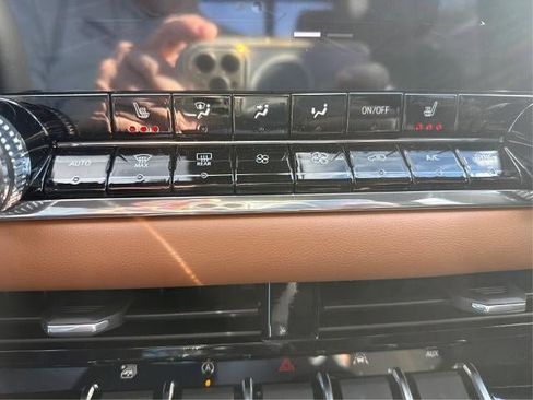 New 2026 GMC Canyon AT4 image 18