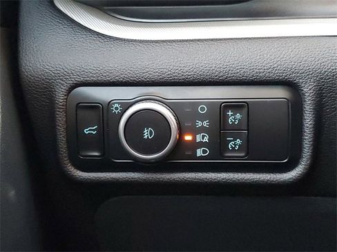 Certified 2023 Ford Explorer XLT w/ Equipment Group 202A image 14