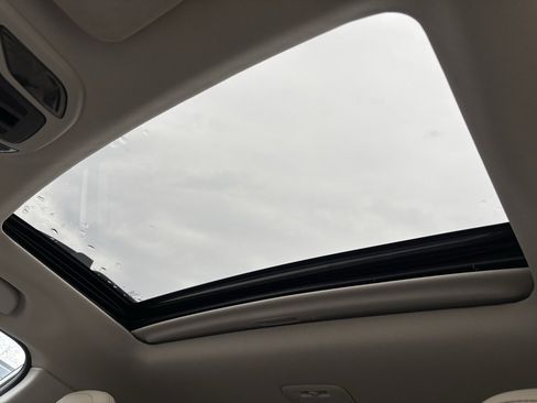 Used 2023 Subaru Outback Limited image 17