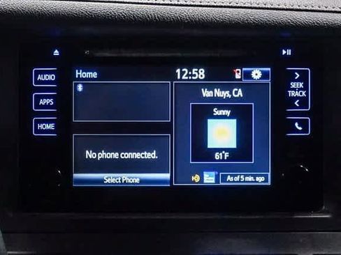 Certified 2017 Toyota Sienna SE image 15