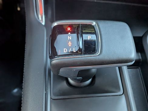 Certified 2025 GMC Sierra 1500 Denali image 29